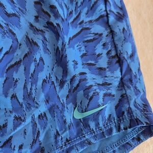 Nike Kids Small Blue Dri-Fit Training Shorts FQ4527-435 Abstract Print Pull On